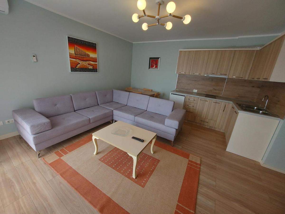 Bral Apartment 6 Durres Bagian luar foto